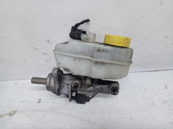 MAITRE CYLINDRE VW POLO/ SEAT IBIZA/ SKODA FABIA/ AUDI A1 - Vue 1